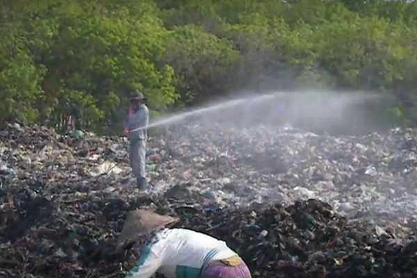 Устранение запаха стоков и мусора